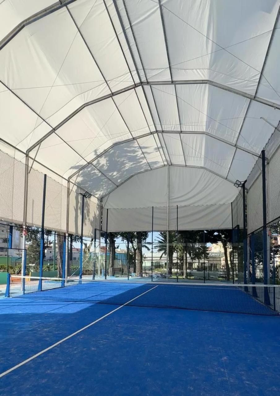 El Minzah Hotel Tanger Exteriér fotografie The indoor tennis centre
