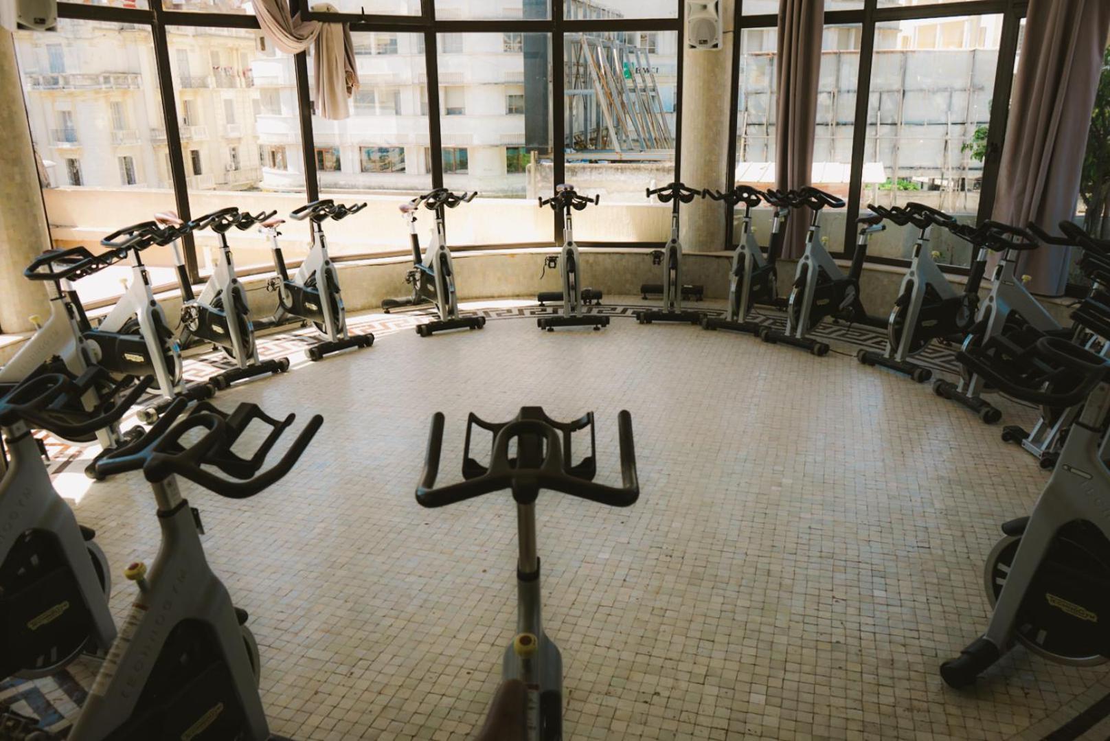 El Minzah Hotel Tanger Exteriér fotografie The gym at the University of Jordan
